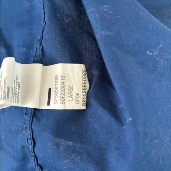 Van Heusen Short Sleeve Button Down - Picture 5 of 9